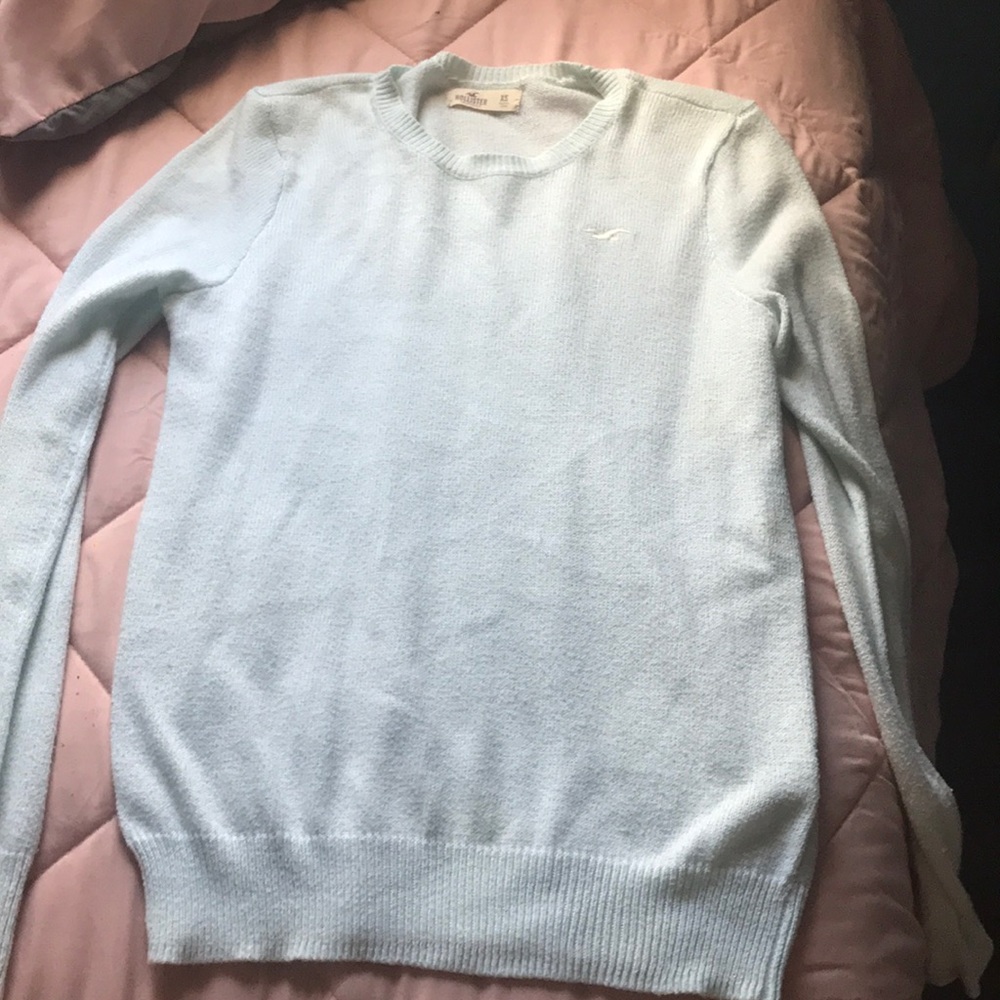 Hollister sweater